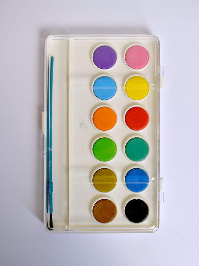 آبرنگ 12 رنگ مقوایی سیب